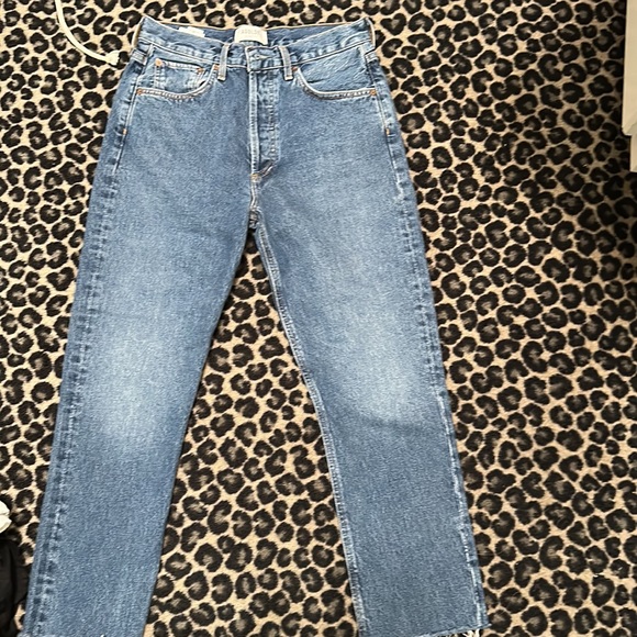 I don't know the style but they are cropped - Picture 2 of 4